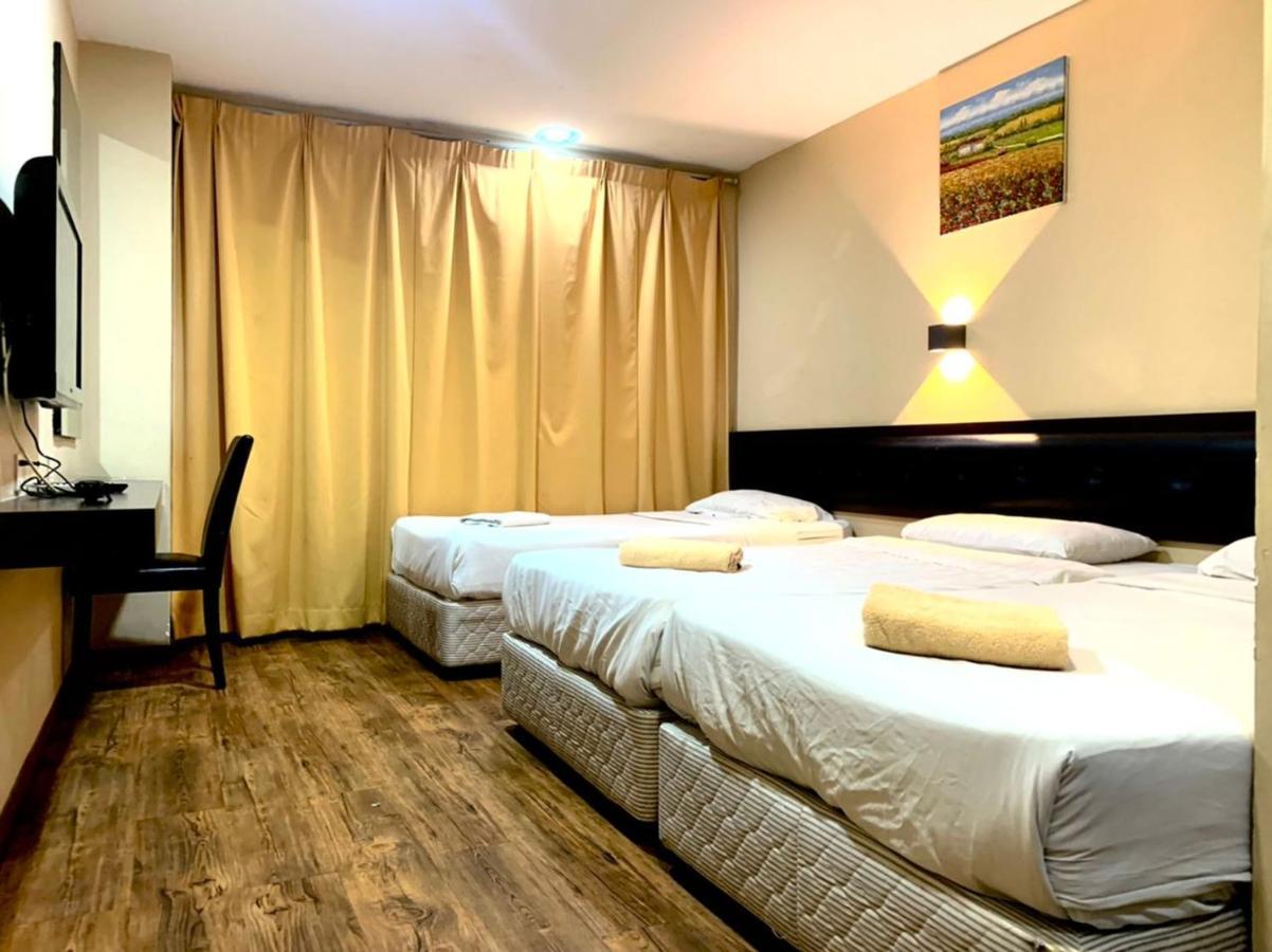 Green Town Hotel Classic Malacca Esterno foto